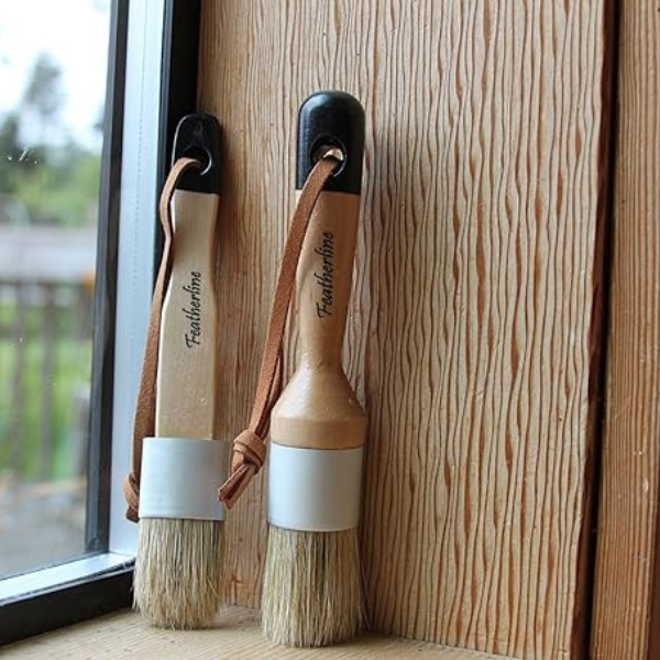 Featherline 1 Inch Detail Applicator Brushes (Flat and Round)