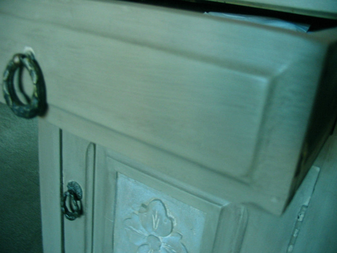 Featherline 2″ Oval Brush for Paint, Wax & Cream